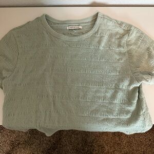 American eagle cropped t-shirt